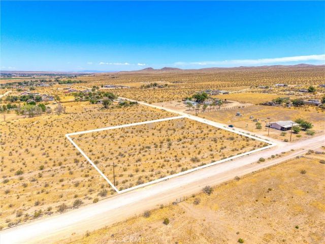 123 Cardigan Rd, Oro Grande, CA 92368