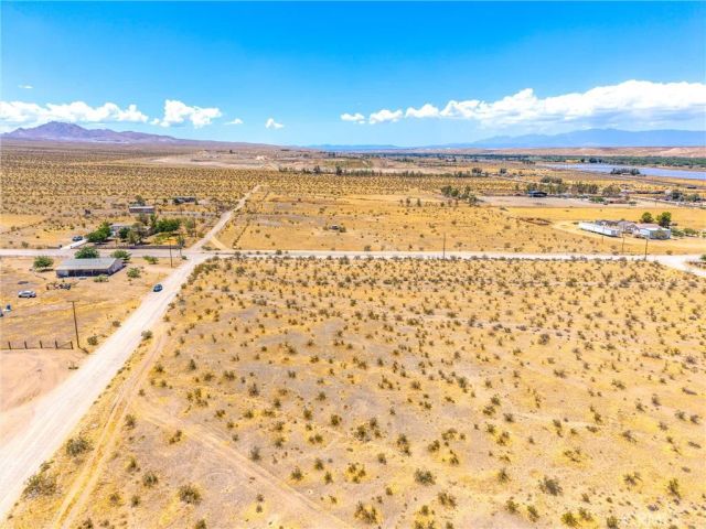 123 Cardigan Rd, Oro Grande, CA 92368
