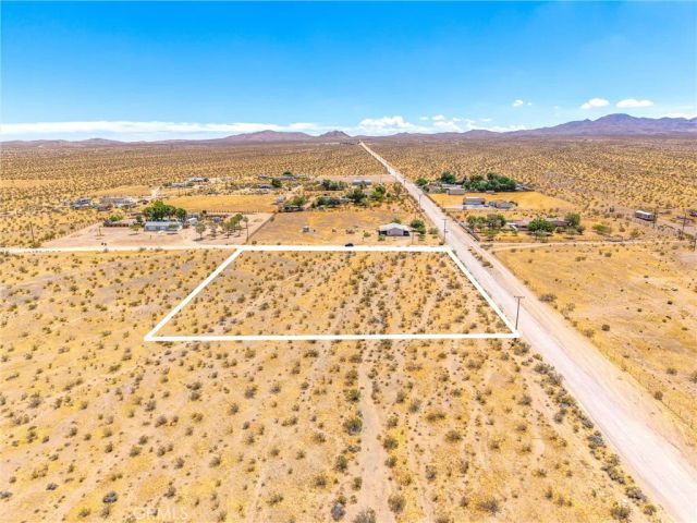 123 Cardigan Rd, Oro Grande, CA 92368