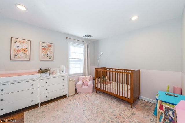 5 Murray Hill Sq, New Providence Boro, NJ 07974