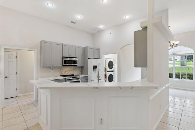 10308 CALLE DE FLORES DRIVE, Clermont, FL 34711