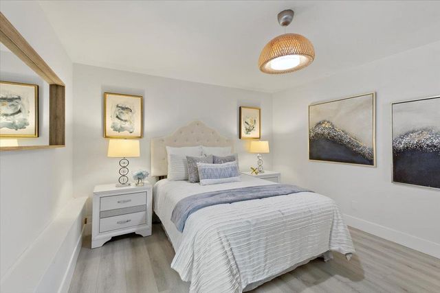 25 Colonial Way, San Francisco, CA 94112