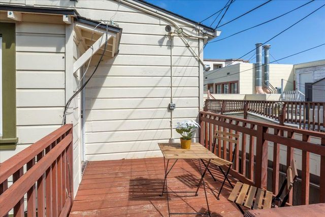 25 Colonial Way, San Francisco, CA 94112