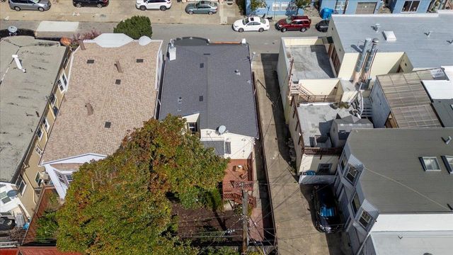 25 Colonial Way, San Francisco, CA 94112