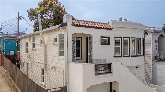 25 Colonial Way, San Francisco, CA 94112