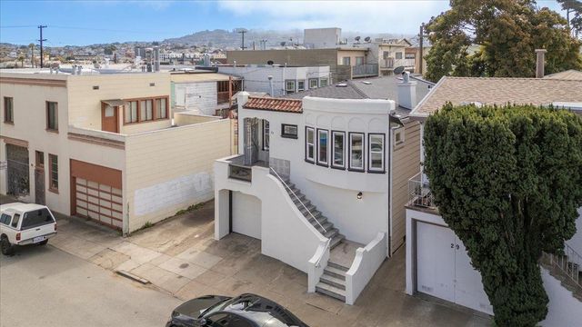 25 Colonial Way, San Francisco, CA 94112