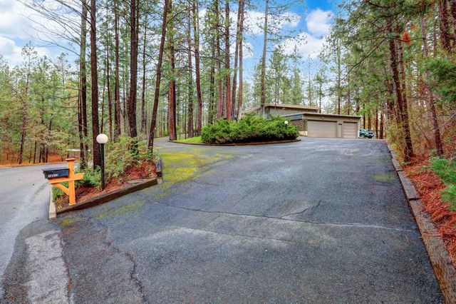 10511 E Cimmaron Dr, Spokane Valley, WA 99206