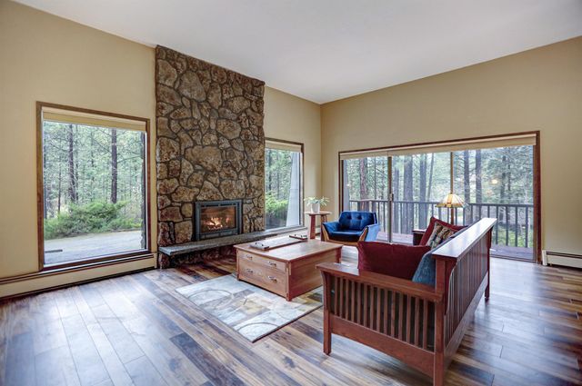 10511 E Cimmaron Dr, Spokane Valley, WA 99206