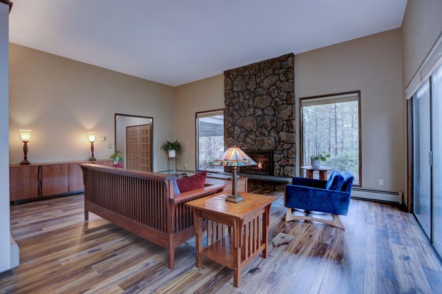 10511 E Cimmaron Dr, Spokane Valley, WA 99206