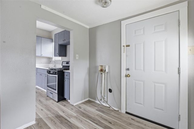 7922 Sherman Street, Houston, TX 77012