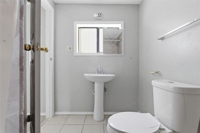 7922 Sherman Street, Houston, TX 77012