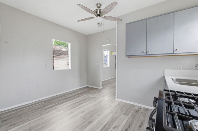 7922 Sherman Street, Houston, TX 77012