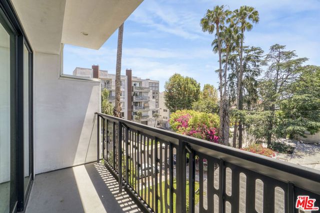 1447 N Martel Avenue, Los Angeles, CA 90046