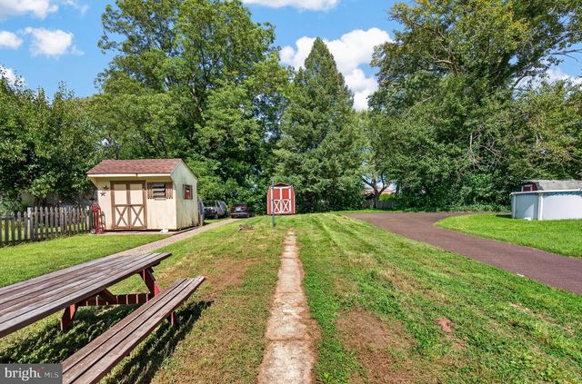 414 2ND AVE, Royersford, PA 19468