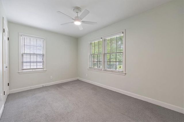 114 W Pocahontas Lane, Kansas City, MO 64114