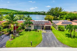 4901 NW 18th Avenue, Deerfield Beach, FL 33064