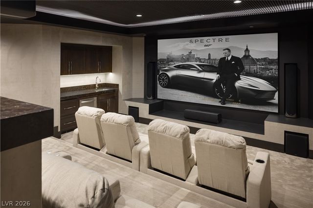 6 Bright Hollow Court, Las Vegas, NV 89135