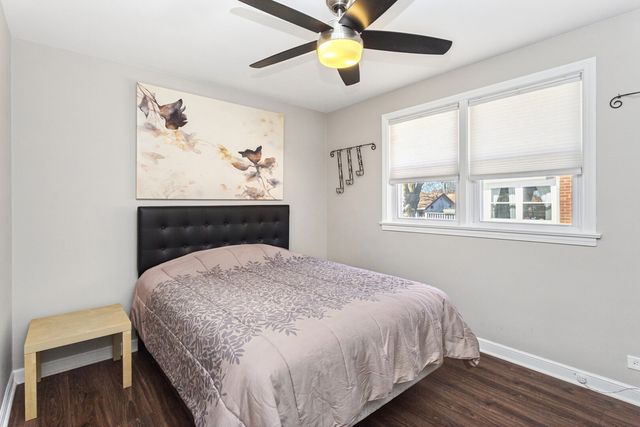 1558 Portsmouth Avenue, Westchester, IL 60154