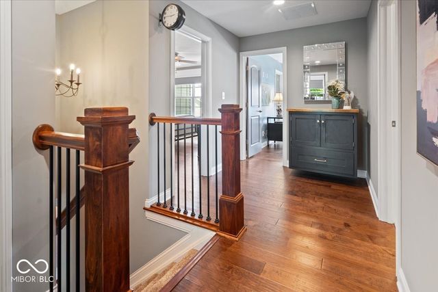 9749 Thorne Cliff Way UNIT 102, Fishers, IN 46037