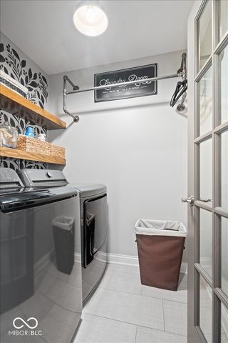 9749 Thorne Cliff Way UNIT 102, Fishers, IN 46037
