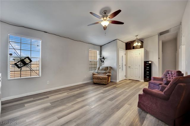 200 West Eton Street, Pahrump, NV 89048