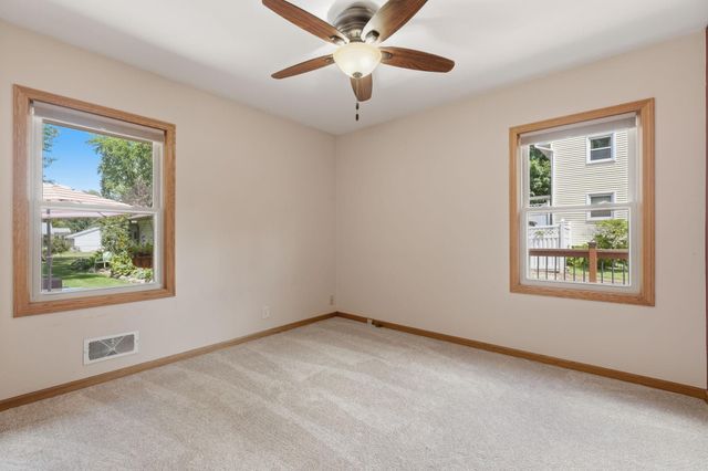 2145 County Road E E, White Bear Lake, MN 55110