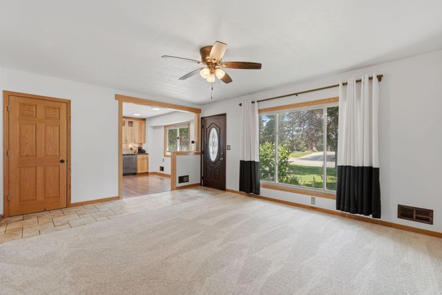 2145 County Road E E, White Bear Lake, MN 55110