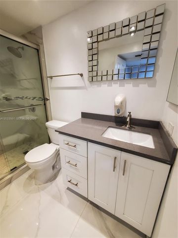 8160 Geneva Court 303, Doral, FL 33166