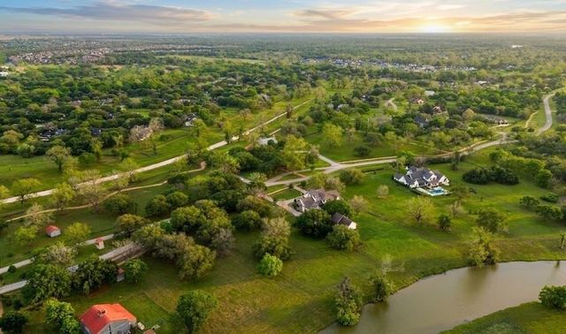 5519 Fulbrook Road, Fulshear, TX 77441