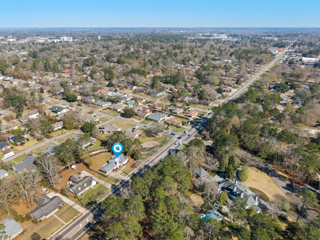 3403 Lincoln Rd., Hattiesburg, MS 39402