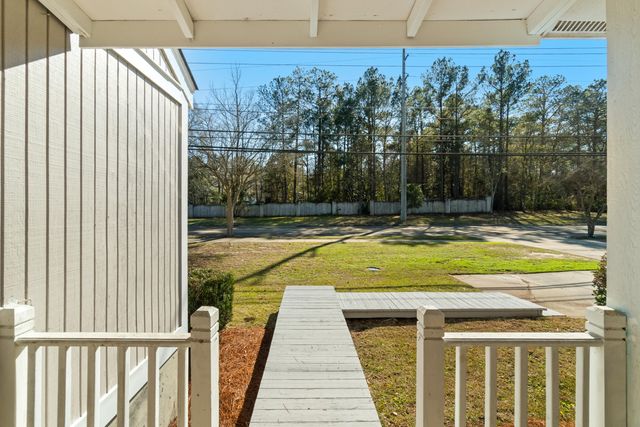 3403 Lincoln Rd., Hattiesburg, MS 39402