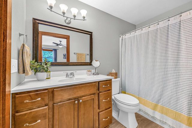 S4W32766 Government Hill ROAD, Delafield, WI 53018