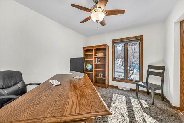 S4W32766 Government Hill ROAD, Delafield, WI 53018