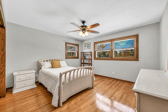 S4W32766 Government Hill ROAD, Delafield, WI 53018