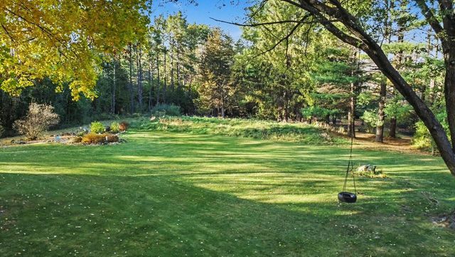 S4W32766 Government Hill ROAD, Delafield, WI 53018