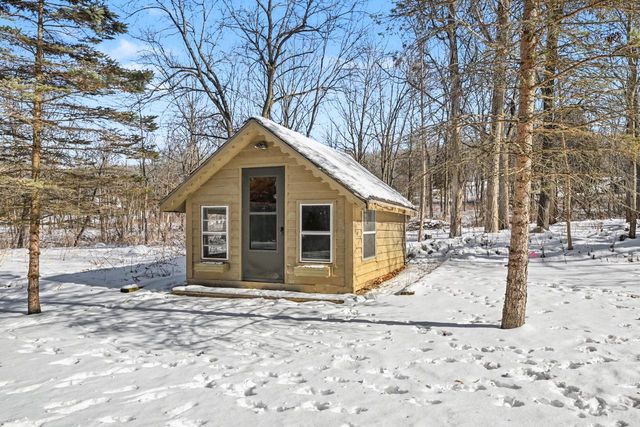 S4W32766 Government Hill ROAD, Delafield, WI 53018