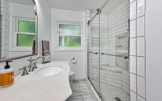 95 Twin Oak Drive, Pine Twp, PA 15090