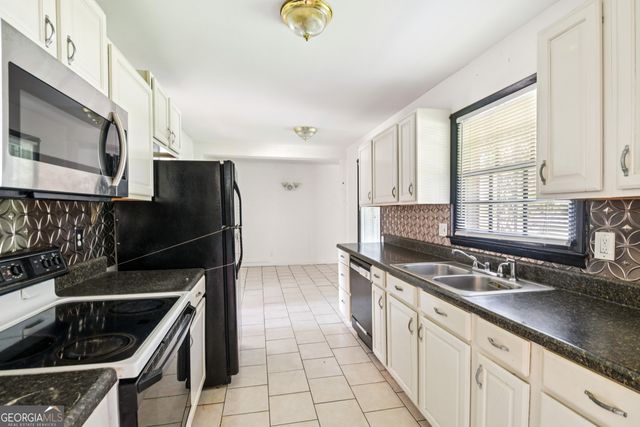 4773 Bell Circle SE, Conyers, GA 30094