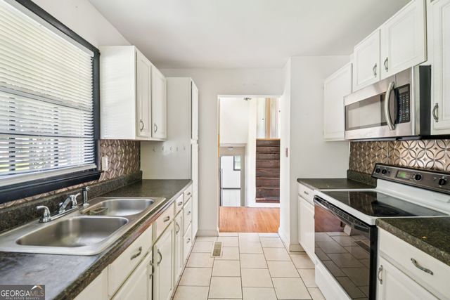 4773 Bell Circle SE, Conyers, GA 30094