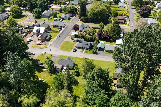 621 S First Street, Toledo, WA 98591