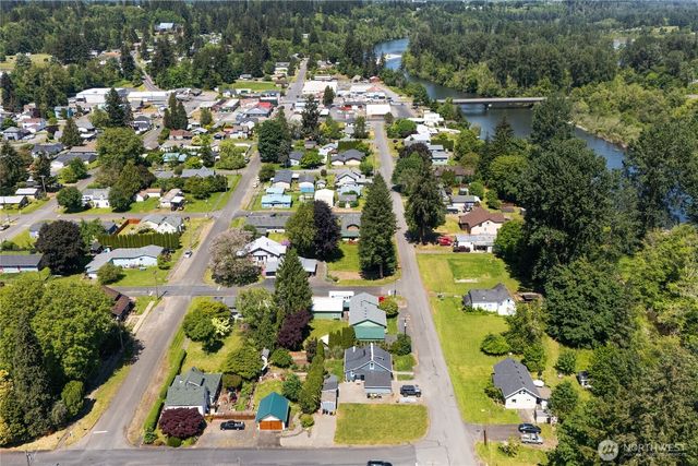 621 S First Street, Toledo, WA 98591