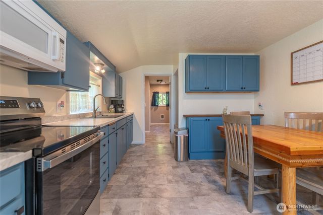 621 S First Street, Toledo, WA 98591