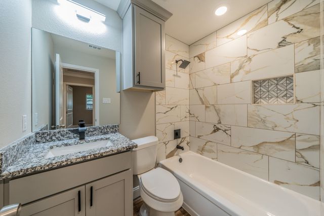 1813 Tompkins Drive, Grand Prairie, TX 75051