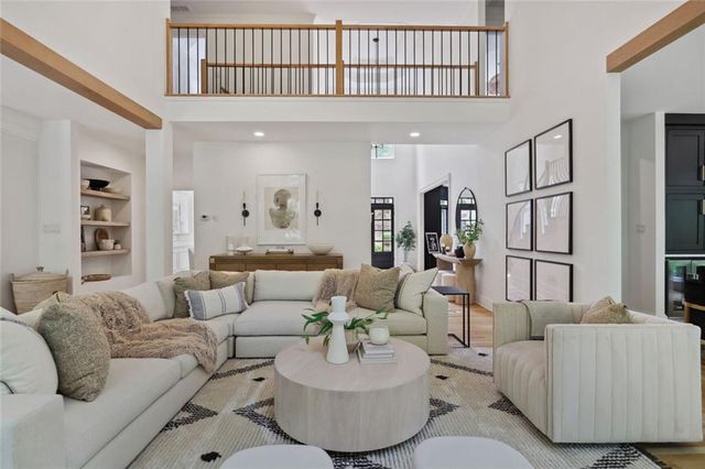 110 Valley Summit Court, Roswell, GA 30075