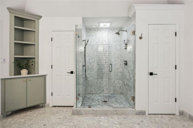 110 Valley Summit Court, Roswell, GA 30075