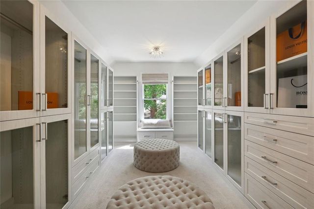 110 Valley Summit Court, Roswell, GA 30075