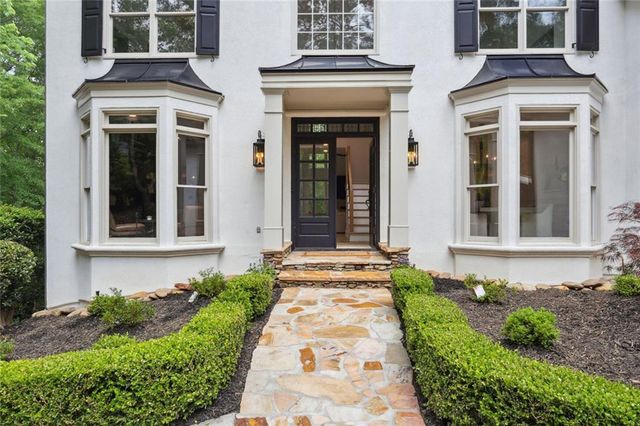 110 Valley Summit Court, Roswell, GA 30075