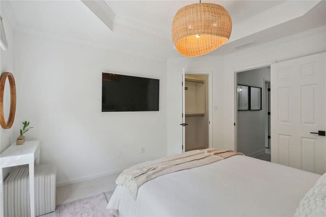 110 Valley Summit Court, Roswell, GA 30075