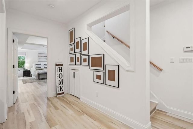 110 Valley Summit Court, Roswell, GA 30075