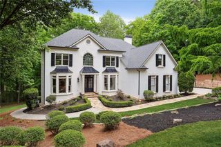 110 Valley Summit Court, Roswell, GA 30075